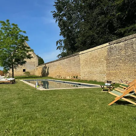 La Ferme Du Chateau De Grisy - Piscine - Calme - Jeux *