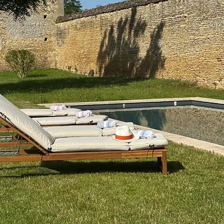 La Ferme Du Chateau De Grisy - Piscine - Calme - Jeux * Vendeuvre