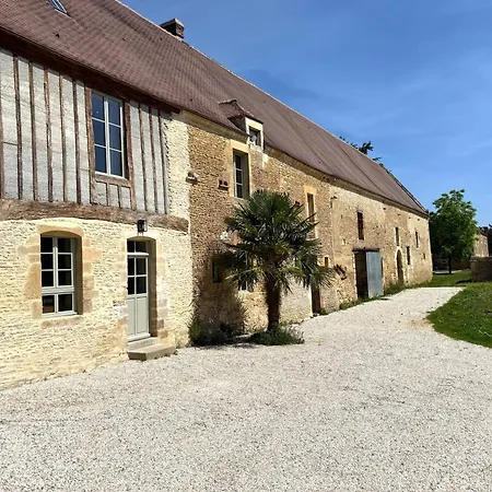 La Ferme Du Chateau De Grisy - Piscine - Calme - Jeux Σπίτι διακοπών