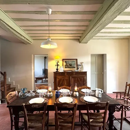 La Ferme Du Chateau De Grisy - Piscine - Calme - Jeux Semesterbostad *