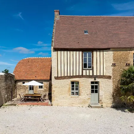 Semesterbostad La Ferme Du Chateau De Grisy - Piscine - Calme - Jeux *