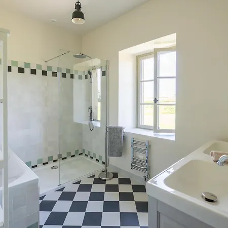 Semesterbostad La Ferme Du Chateau De Grisy - Piscine - Calme - Jeux Vendeuvre